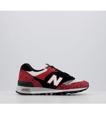 New Balance M577