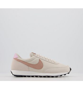 Nike Daybreak
